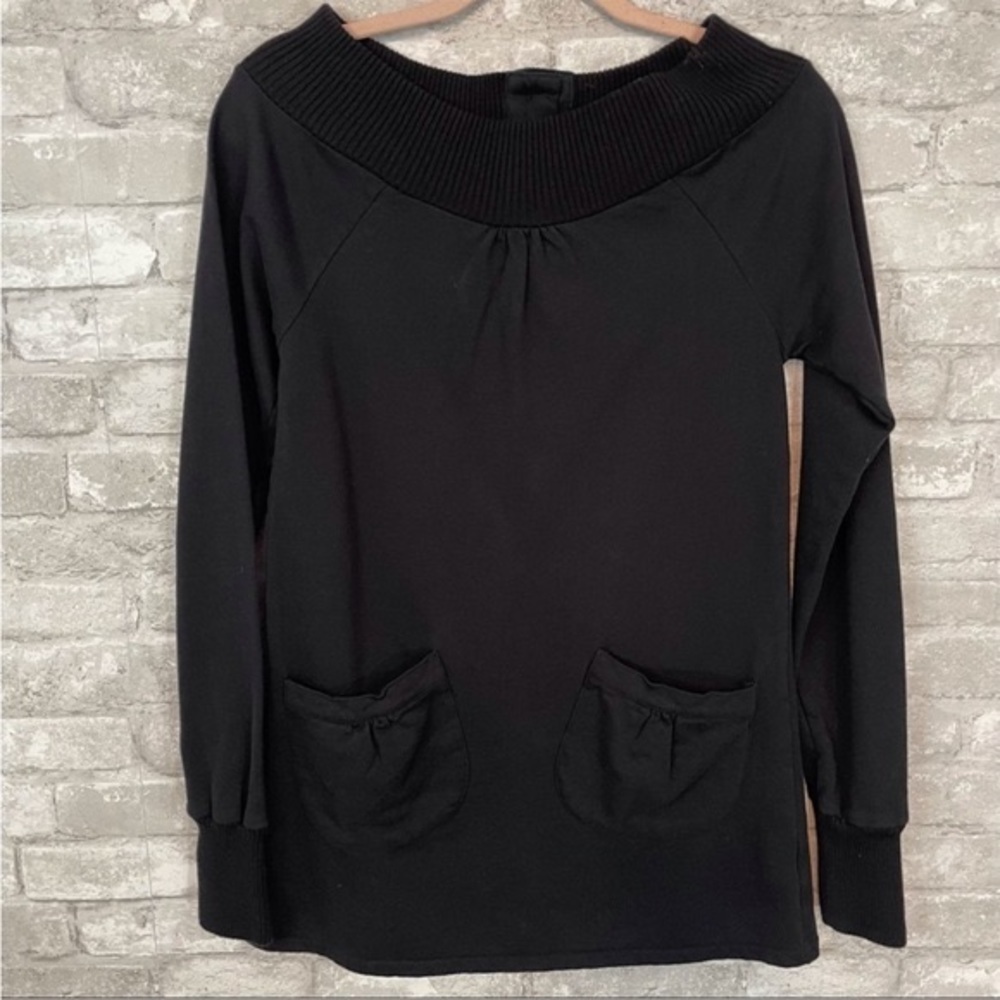 Kimchi Blue Off Shoulder Sweatshirt